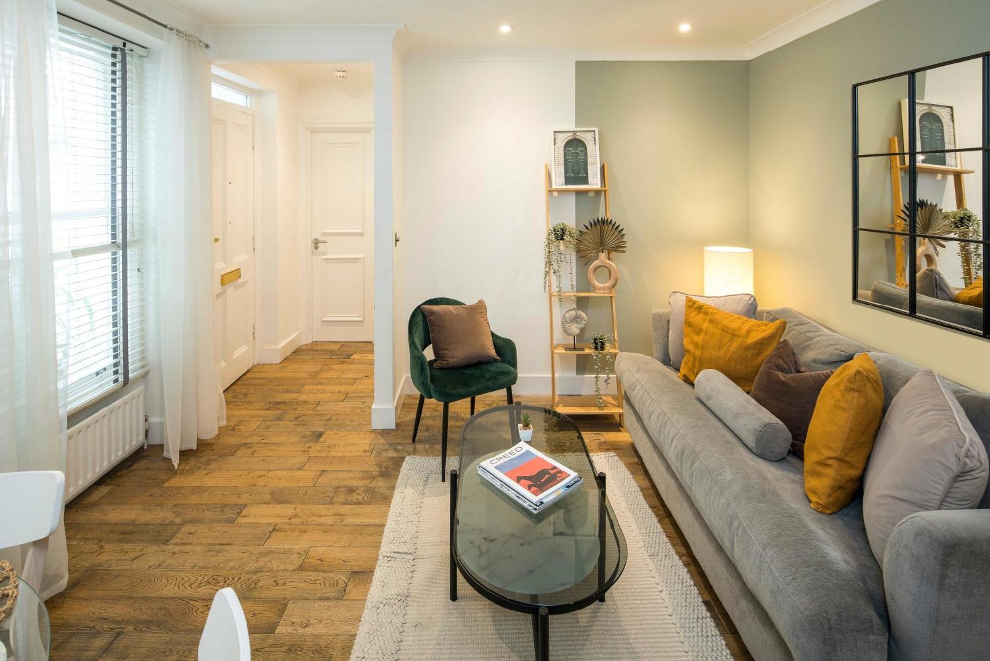 N19 Southkensington-museums-hydepark-caffe Londra